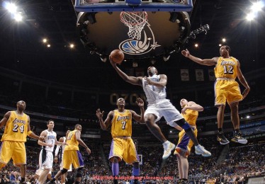 看球通-火箭队经典瞬间GIF图集锦与球迷热议内容